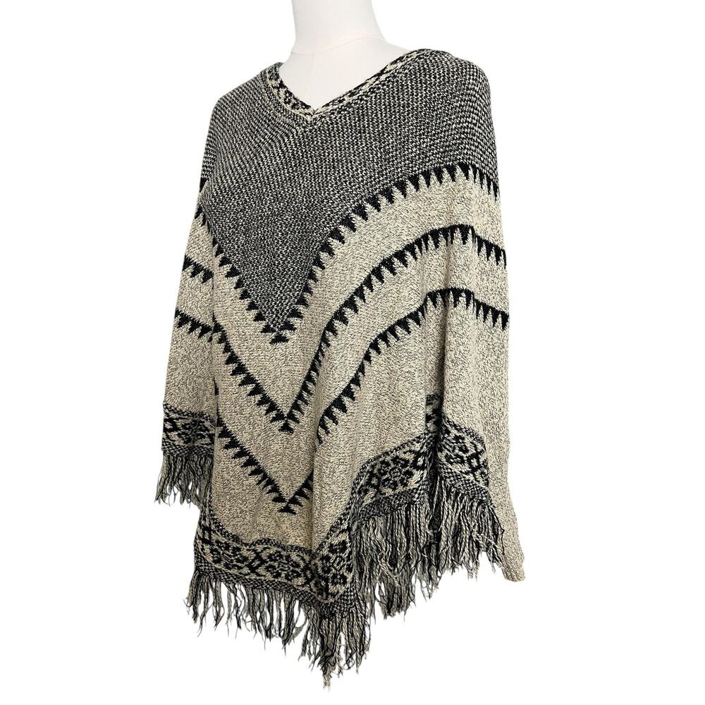 Alya Poncho Womens Small Beige Knit Fringe Tribal Boho Southwestern Kimono - Picture 2 of 6